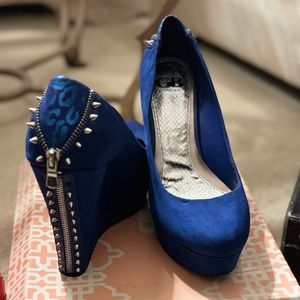 Gianni Bini Spike Wedge Hills/ Rock-Star422 Shoes